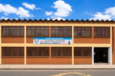Fachada del Colegio CEDID San Pablo, en Bogotá