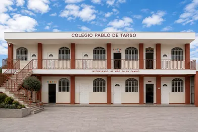 Fachada del Colegio Pablo de Tarso, en Bogotá