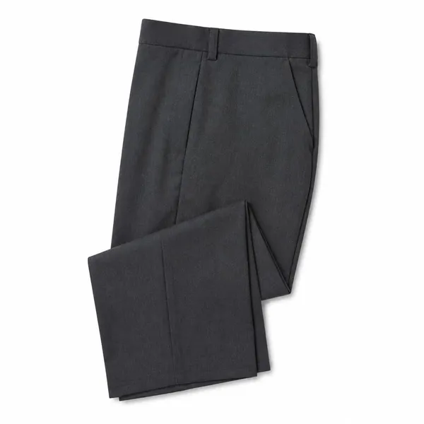 Pantalón escolar gris oscuro doblado sobre fondo blanco, con la raya marcada